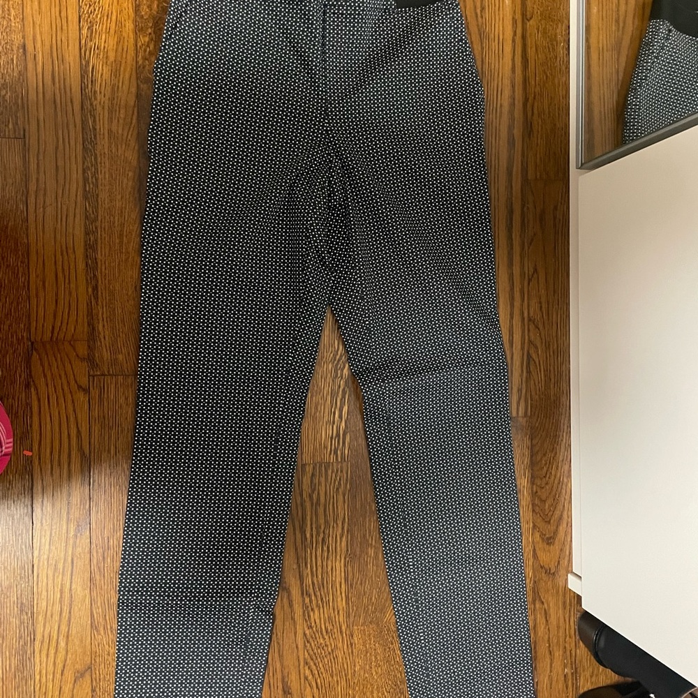 Uniqlo Black and White Pencil Ankle Pants